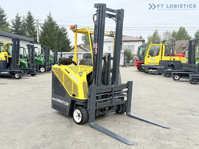 Combilift CB2500 / DUPLEX / 4100MM / DIESEL / FREE LIFT / FORK POSITIONER / SIDE SHIFT / LIKE NEW / Wide range of four-way and side loader - Čtyřcestný vozík: obrázek 4 Combilift CB2500 / DUPLEX / 4100MM / DIESEL / FREE LIFT / FORK POSITIONER / SIDE SHIFT / LIKE NEW / Wide range of four-way and side loader - Čtyřcestný vozík: obrázek 4