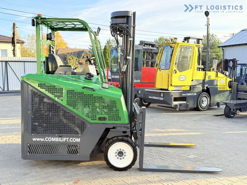 Combilift CB4000 / GAS / TRIPLEX 5200MM / FREE LIFT / FORK POSITIONER / SIDE SHIFT / EXCELLENT CONDITION / Wide range of four-way and side - Čtyřcestný vozík: obrázek 5 Combilift CB4000 / GAS / TRIPLEX 5200MM / FREE LIFT / FORK POSITIONER / SIDE SHIFT / EXCELLENT CONDITION / Wide range of four-way and side - Čtyřcestný vozík: obrázek 5