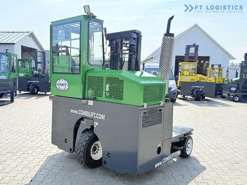 Čtyřcestný vozík Combilift Combilift C2500 / GAS / TRIPLEX 4900MM / FREE LIFT / ONLY 2446 HOURS / FORK POSITIONER / FULL CABIN / PERFECT CONDITION / Wide r: obrázek 7 Čtyřcestný vozík Combilift Combilift C2500 / GAS / TRIPLEX 4900MM / FREE LIFT / ONLY 2446 HOURS / FORK POSITIONER / FULL CABIN / PERFECT CONDITION / Wide r: obrázek 7