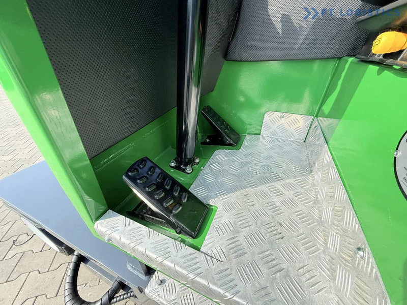 Čtyřcestný vozík Combilift Combilift C2500 / GAS / TRIPLEX 4900MM / FREE LIFT / ONLY 2446 HOURS / FORK POSITIONER / FULL CABIN / PERFECT CONDITION / Wide r: obrázek 13 Čtyřcestný vozík Combilift Combilift C2500 / GAS / TRIPLEX 4900MM / FREE LIFT / ONLY 2446 HOURS / FORK POSITIONER / FULL CABIN / PERFECT CONDITION / Wide r: obrázek 13