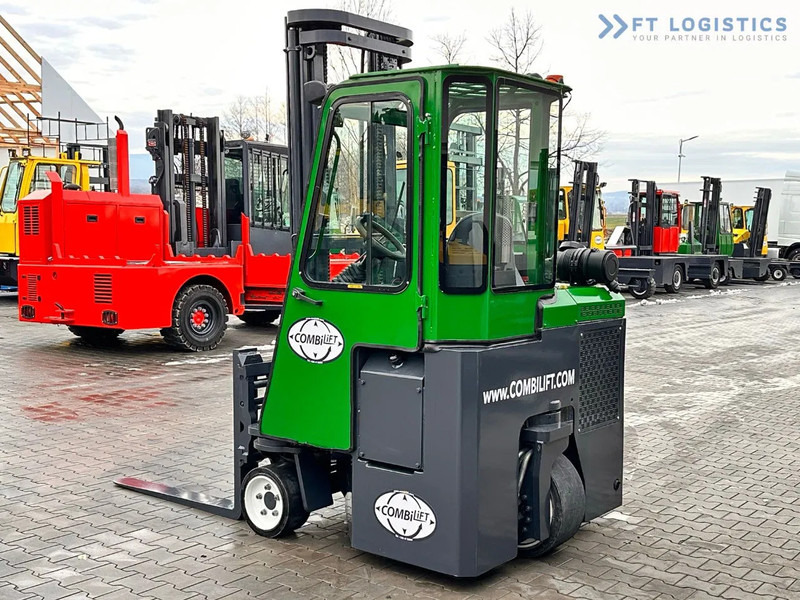 Combilift Combilift C3000CB - DUPLEX 4000mm - Year 2015 - / CABIN - HEATING / ONLY 6546 MTH / EXCELLENT CONDITION / LIKE NEW! Combilift C3 - Čtyřcestný vozík: obrázek 5 Combilift Combilift C3000CB - DUPLEX 4000mm - Year 2015 - / CABIN - HEATING / ONLY 6546 MTH / EXCELLENT CONDITION / LIKE NEW! Combilift C3 - Čtyřcestný vozík: obrázek 5