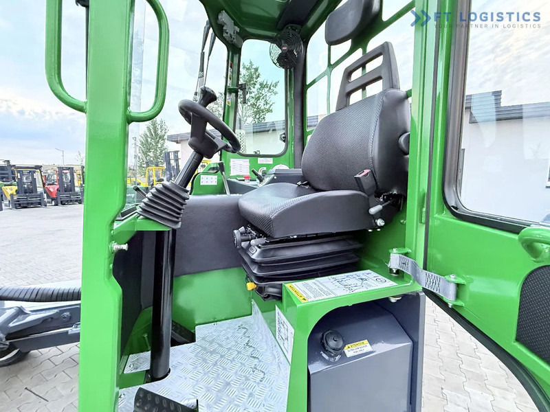 Čtyřcestný vozík Combilift Combilift C4500 / DIESEL / DUPLEX 4000MM / WIDE FORK POSITIONER / HEATING / FULL CABIN / PERFECT CONDITION / Wide range of four-: obrázek 14 Čtyřcestný vozík Combilift Combilift C4500 / DIESEL / DUPLEX 4000MM / WIDE FORK POSITIONER / HEATING / FULL CABIN / PERFECT CONDITION / Wide range of four-: obrázek 14