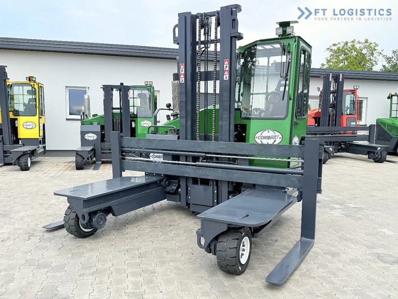 Combilift Combilift C4500 / DIESEL / DUPLEX 4000MM / WIDE FORK POSITIONER / HEATING / FULL CABIN / PERFECT CONDITION / Wide range of four- - Čtyřcestný vozík: obrázek 5 Combilift Combilift C4500 / DIESEL / DUPLEX 4000MM / WIDE FORK POSITIONER / HEATING / FULL CABIN / PERFECT CONDITION / Wide range of four- - Čtyřcestný vozík: obrázek 5