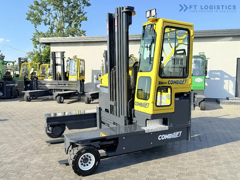 Combilift Combilift C5000 / DIESEL / TRIPLEX 6000MM / FREE LIFT / FORK POSITIONER / BUILT-IN SCALE / HEATING / FULL CABIN / PERFECT CONDIT - Čtyřcestný vozík: obrázek 5 Combilift Combilift C5000 / DIESEL / TRIPLEX 6000MM / FREE LIFT / FORK POSITIONER / BUILT-IN SCALE / HEATING / FULL CABIN / PERFECT CONDIT - Čtyřcestný vozík: obrázek 5