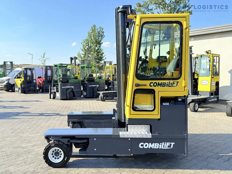 Combilift Combilift C5000 / DIESEL / TRIPLEX 6000MM / FREE LIFT / FORK POSITIONER / BUILT-IN SCALE / HEATING / FULL CABIN / PERFECT CONDIT - Čtyřcestný vozík: obrázek 4 Combilift Combilift C5000 / DIESEL / TRIPLEX 6000MM / FREE LIFT / FORK POSITIONER / BUILT-IN SCALE / HEATING / FULL CABIN / PERFECT CONDIT - Čtyřcestný vozík: obrázek 4