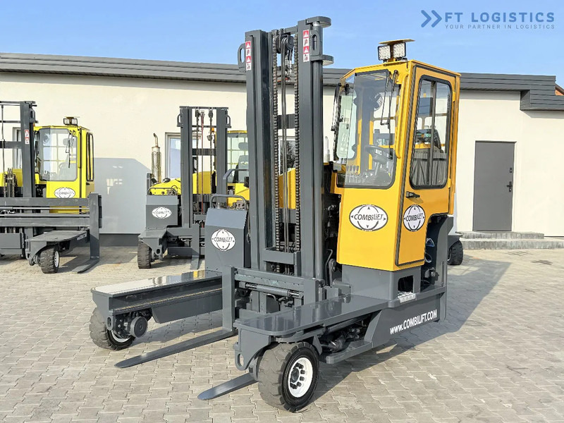 Combilift Combilift FOUR-WAY MULTIDIRECTIONAL FORKLIFT C4000 / GAS / DUPLEX 4500MM / ONLY 6604 HOURS / SIDE SHIFT / FULL CABIN / PERFECT C - Čtyřcestný vozík: obrázek 1 Combilift Combilift FOUR-WAY MULTIDIRECTIONAL FORKLIFT C4000 / GAS / DUPLEX 4500MM / ONLY 6604 HOURS / SIDE SHIFT / FULL CABIN / PERFECT C - Čtyřcestný vozík: obrázek 1