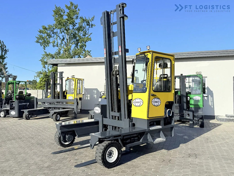 Combilift FOUR-WAY MULTIDIRECTIONAL FORKLIFT C5000 / GAS / TRIPLEX 6000MM / ONLY 4263 HOURS / FORK POSITIONER / EXCELLENT CONDITION / Wide - Čtyřcestný vozík: obrázek 2 Combilift FOUR-WAY MULTIDIRECTIONAL FORKLIFT C5000 / GAS / TRIPLEX 6000MM / ONLY 4263 HOURS / FORK POSITIONER / EXCELLENT CONDITION / Wide - Čtyřcestný vozík: obrázek 2