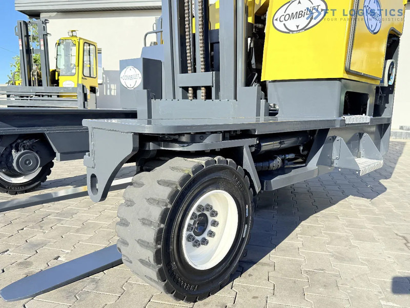 Combilift FOUR-WAY MULTIDIRECTIONAL FORKLIFT C5000 / GAS / TRIPLEX 6000MM / ONLY 4263 HOURS / FORK POSITIONER / EXCELLENT CONDITION / Wide - Čtyřcestný vozík: obrázek 4 Combilift FOUR-WAY MULTIDIRECTIONAL FORKLIFT C5000 / GAS / TRIPLEX 6000MM / ONLY 4263 HOURS / FORK POSITIONER / EXCELLENT CONDITION / Wide - Čtyřcestný vozík: obrázek 4