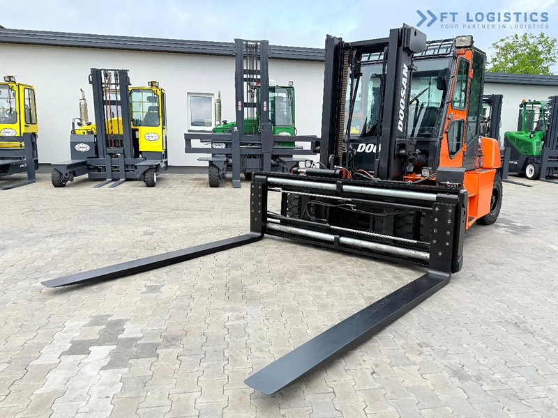 Doosan DOOSAN / DUPLEX 3000MM / SIDE SHIFT / FORK POSITIONER / 2500MM FORKS / 7000KG / CABIN / LIKE NEW DOOSAN / DUPLEX 3000MM / SIDE S - Dieselový vysokozdvižný vozík: obrázek 3 Doosan DOOSAN / DUPLEX 3000MM / SIDE SHIFT / FORK POSITIONER / 2500MM FORKS / 7000KG / CABIN / LIKE NEW DOOSAN / DUPLEX 3000MM / SIDE S - Dieselový vysokozdvižný vozík: obrázek 3