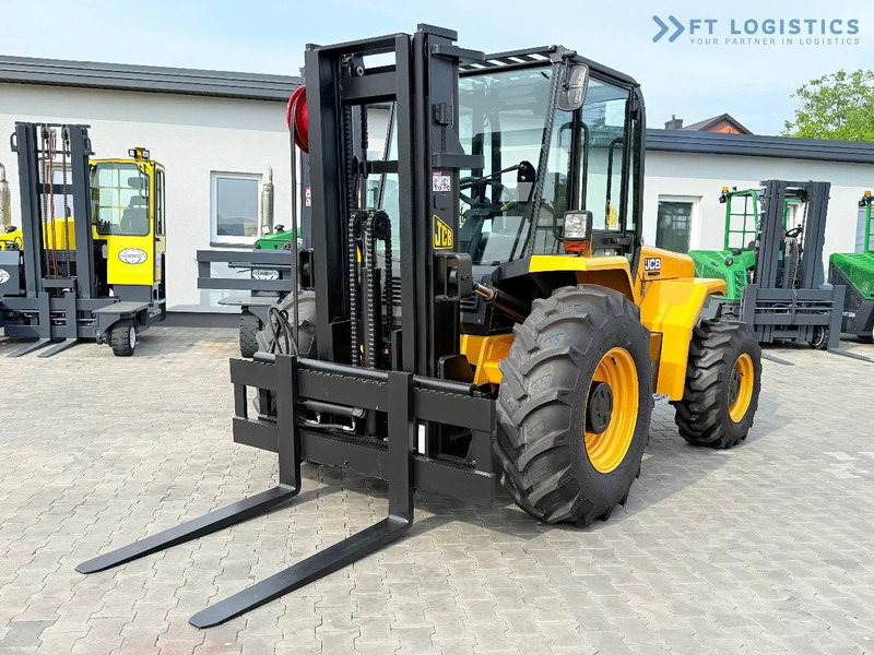 JCB 940 / DIESEL / TRIPLEX 4500MM / FORK POSITIONER / SIDE SHIFT / 4T / NEW TYRES / LIKE NEW 940 / DIESEL / TRIPLEX 4500MM / FORK PO - Vysokozdvižný vozík terénní: obrázek 3 JCB 940 / DIESEL / TRIPLEX 4500MM / FORK POSITIONER / SIDE SHIFT / 4T / NEW TYRES / LIKE NEW 940 / DIESEL / TRIPLEX 4500MM / FORK PO - Vysokozdvižný vozík terénní: obrázek 3