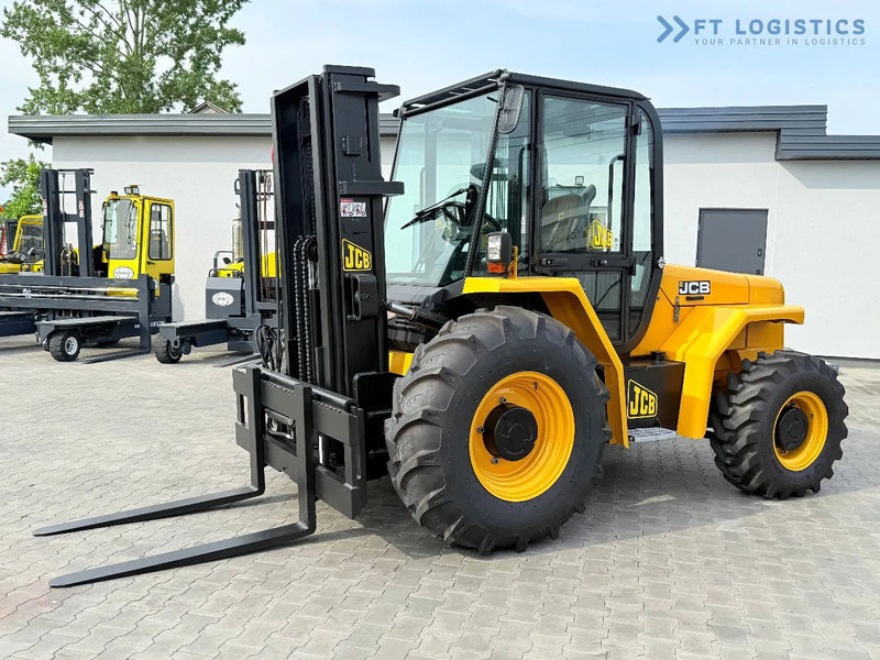 JCB 940 / DIESEL / TRIPLEX 4500MM / FORK POSITIONER / SIDE SHIFT / 4T / NEW TYRES / LIKE NEW 940 / DIESEL / TRIPLEX 4500MM / FORK PO - Vysokozdvižný vozík terénní: obrázek 2 JCB 940 / DIESEL / TRIPLEX 4500MM / FORK POSITIONER / SIDE SHIFT / 4T / NEW TYRES / LIKE NEW 940 / DIESEL / TRIPLEX 4500MM / FORK PO - Vysokozdvižný vozík terénní: obrázek 2