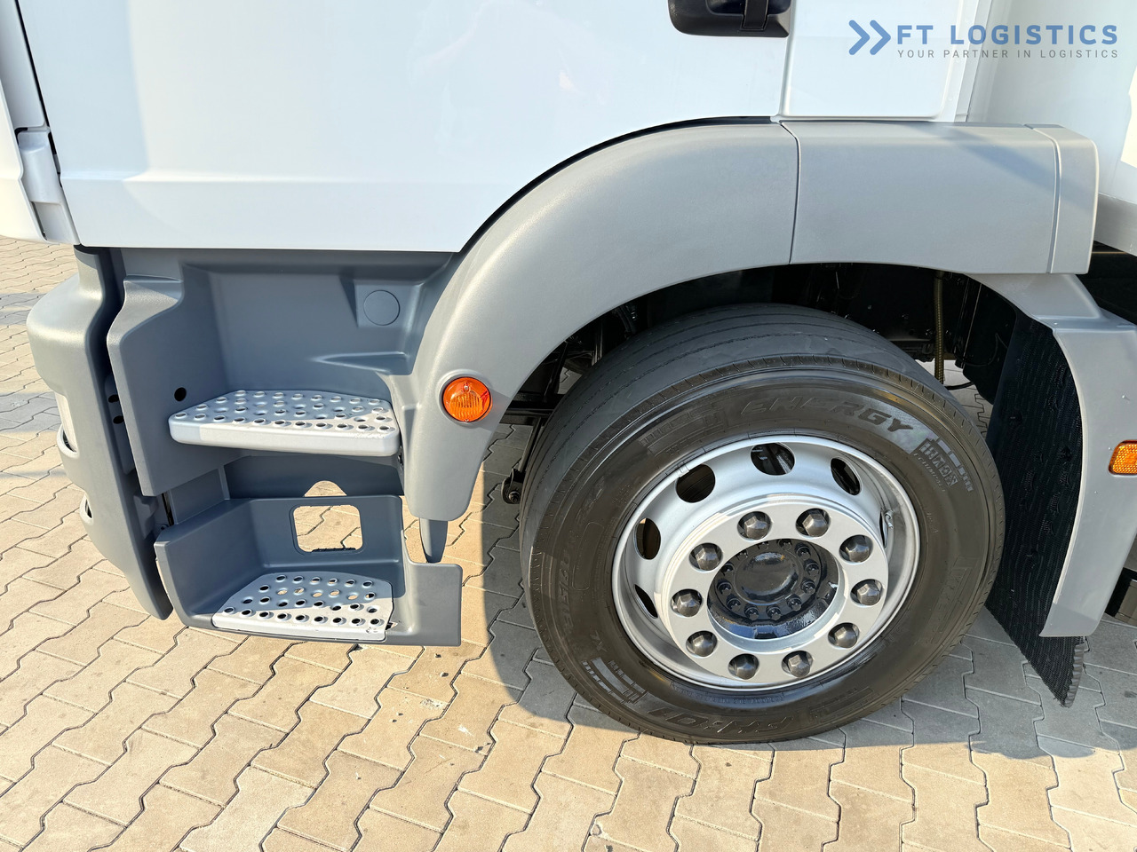 MAN TGM 18.290 / THERMOKING T-1200R / BI-TEMPERATURE / 19 PALLETS / 90% TYRES / EXCELLENT CONDITION / DHOLLANDIA TAIL LIFT / SIDE DOOR / PAYLOAD 8,220 KG - Chladírenský nákladní automobil: obrázek 5 MAN TGM 18.290 / THERMOKING T-1200R / BI-TEMPERATURE / 19 PALLETS / 90% TYRES / EXCELLENT CONDITION / DHOLLANDIA TAIL LIFT / SIDE DOOR / PAYLOAD 8,220 KG - Chladírenský nákladní automobil: obrázek 5