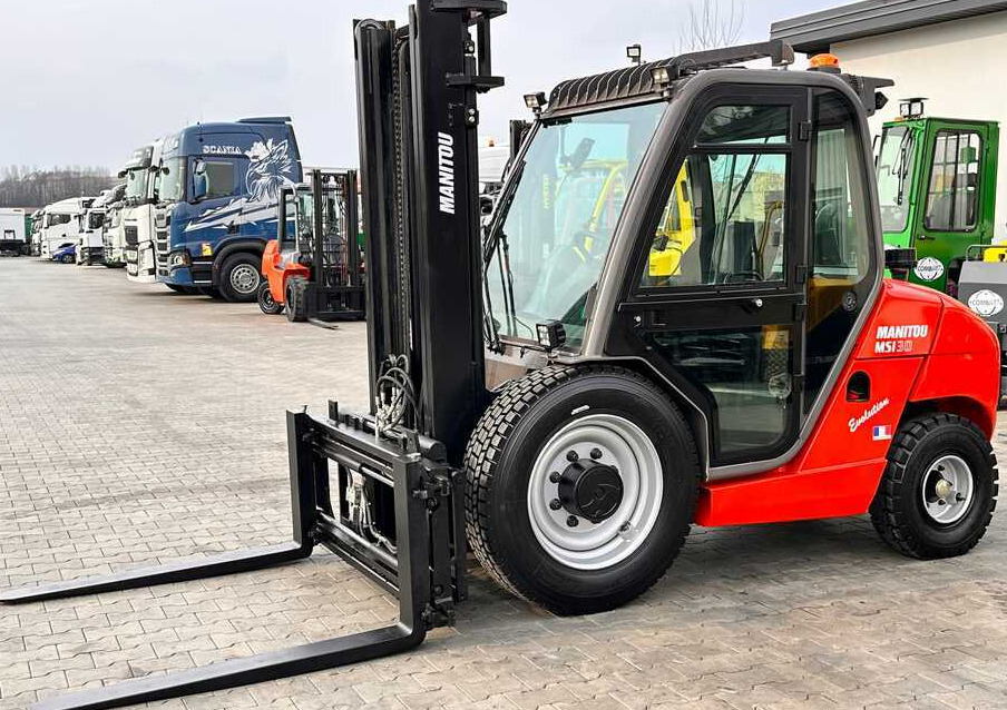Manitou MSI30 / DIESEL / DUPLEX / 3400MM / CABIN / FORK POSITIONER / SIDE SHIFT / LIKE NEW - Vysokozdvižný vozík terénní: obrázek 1 Manitou MSI30 / DIESEL / DUPLEX / 3400MM / CABIN / FORK POSITIONER / SIDE SHIFT / LIKE NEW - Vysokozdvižný vozík terénní: obrázek 1