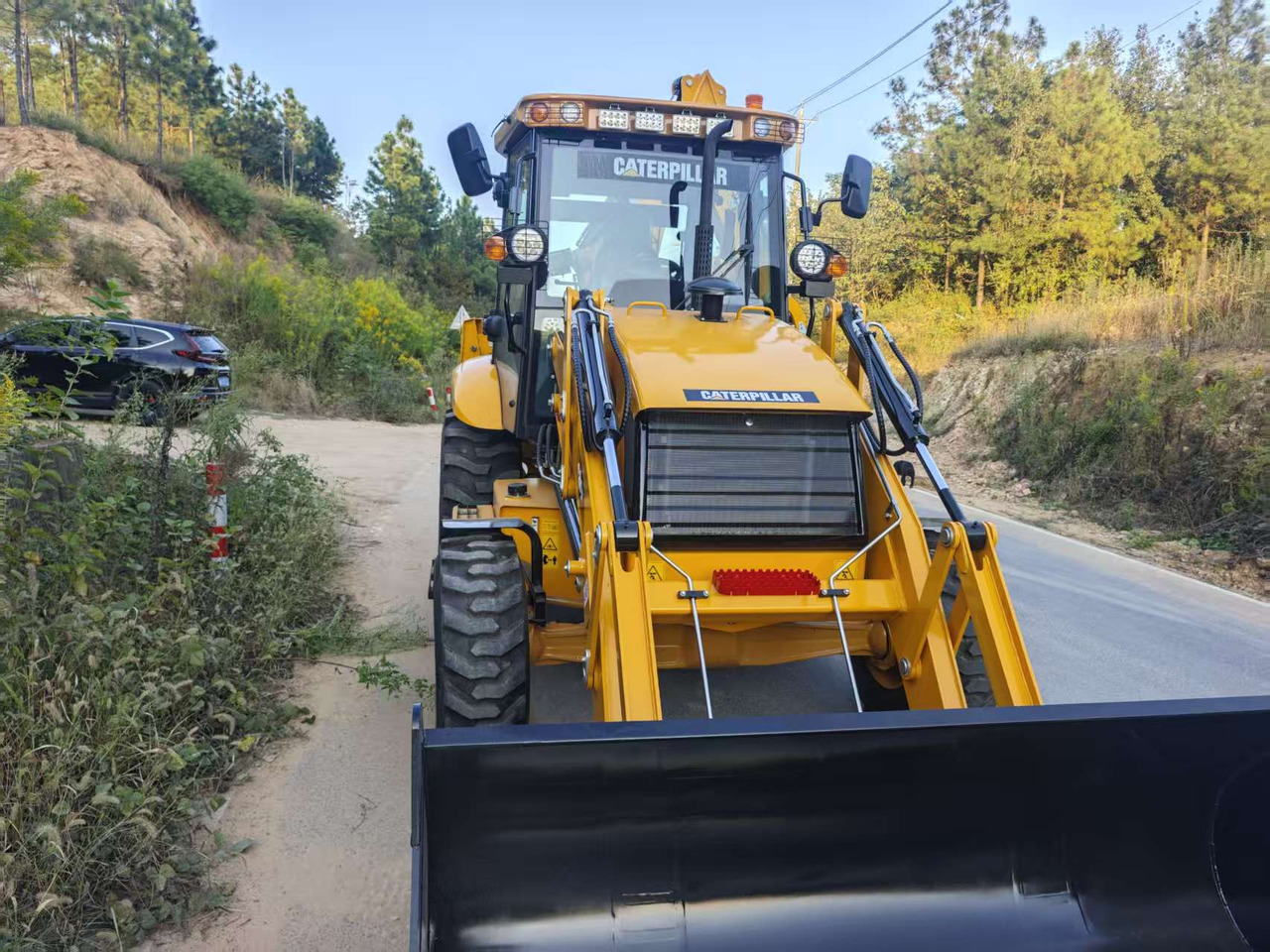 CATERPILLAR 420F - Rýpadlo-nakladač: obrázek 2 CATERPILLAR 420F - Rýpadlo-nakladač: obrázek 2