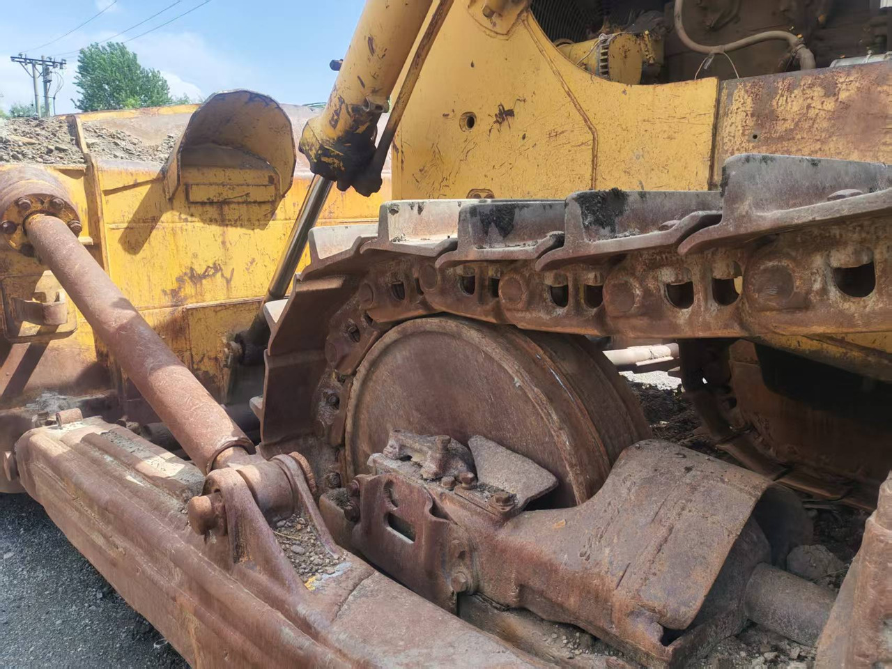 CATERPILLAR D9H - Buldozer: obrázek 5 CATERPILLAR D9H - Buldozer: obrázek 5