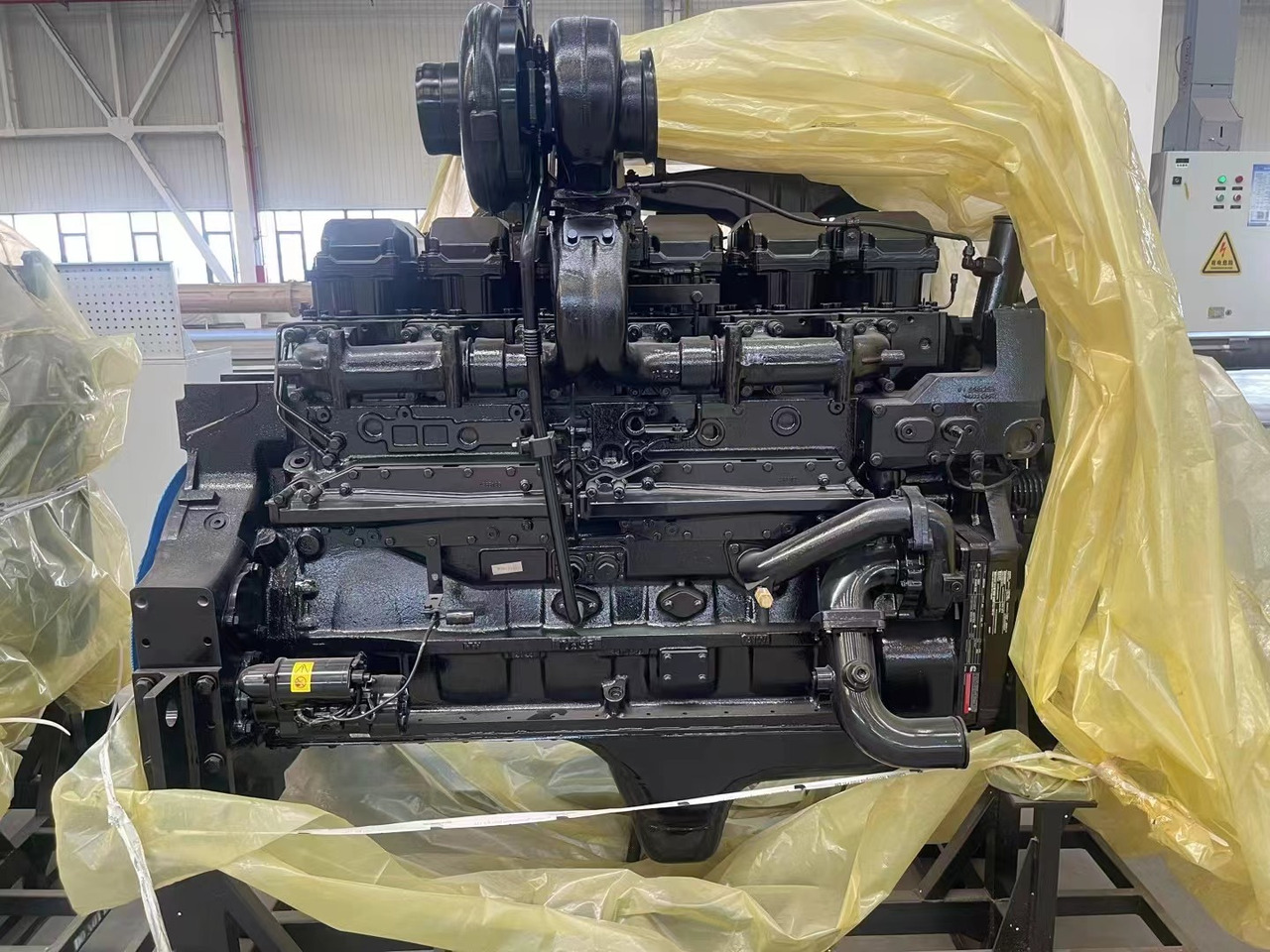 CUMMINS QSK23 - Motor pro Rýpadlo: obrázek 1 CUMMINS QSK23 - Motor pro Rýpadlo: obrázek 1