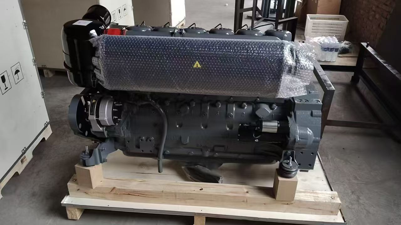 DEUTZ F4L912 - Motor pro Rýpadlo: obrázek 1 DEUTZ F4L912 - Motor pro Rýpadlo: obrázek 1