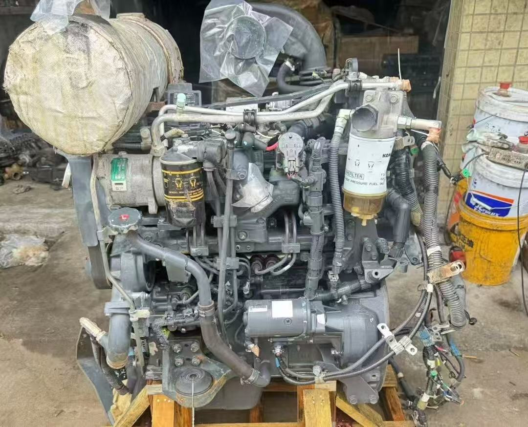 KOMATSU 4D95LE-6 - Motor pro Rýpadlo: obrázek 2 KOMATSU 4D95LE-6 - Motor pro Rýpadlo: obrázek 2