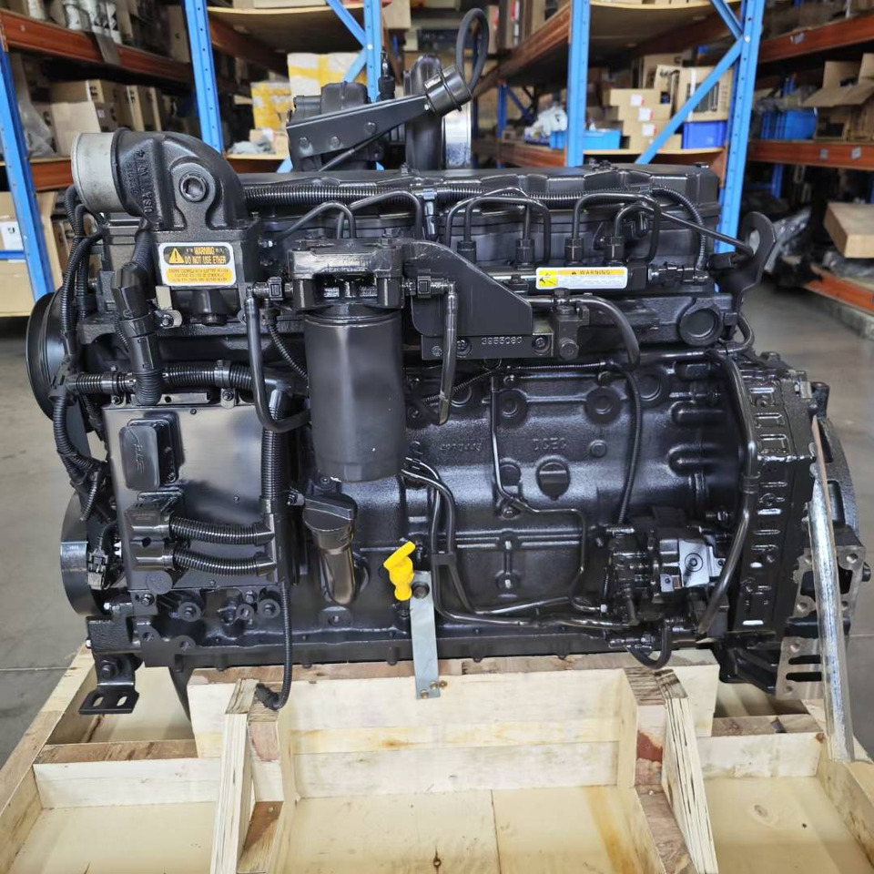 KOMATSU 6D107 - Motor pro Rýpadlo: obrázek 1 KOMATSU 6D107 - Motor pro Rýpadlo: obrázek 1