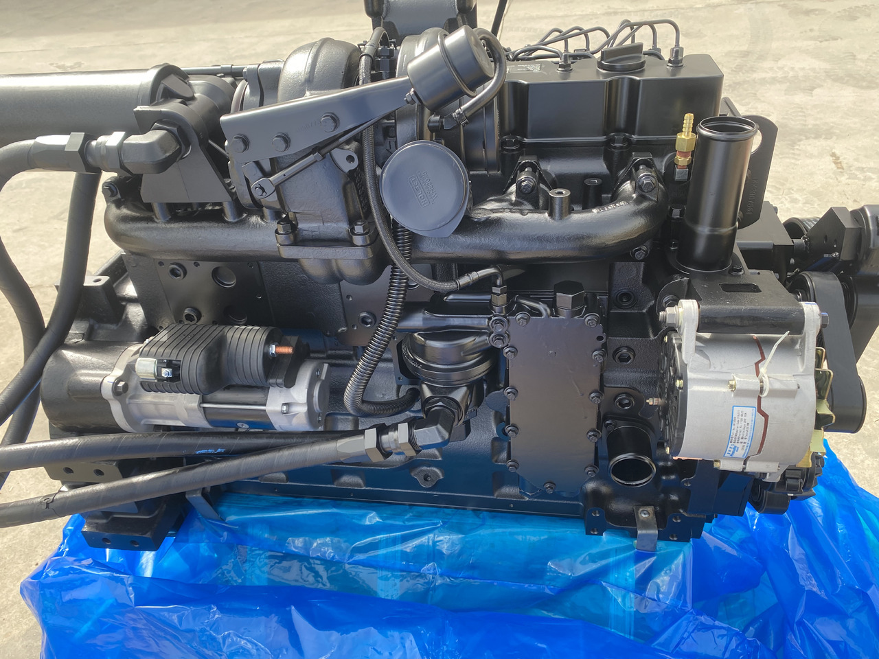 KOMATSU 6D114E-3 - Motor pro Rýpadlo: obrázek 2 KOMATSU 6D114E-3 - Motor pro Rýpadlo: obrázek 2