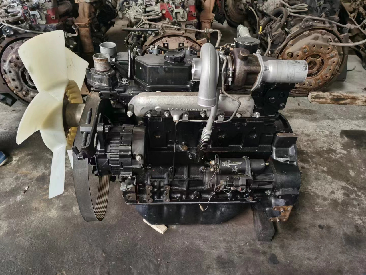 MITSUBISHI D04FR - Motor pro Rýpadlo: obrázek 1 MITSUBISHI D04FR - Motor pro Rýpadlo: obrázek 1