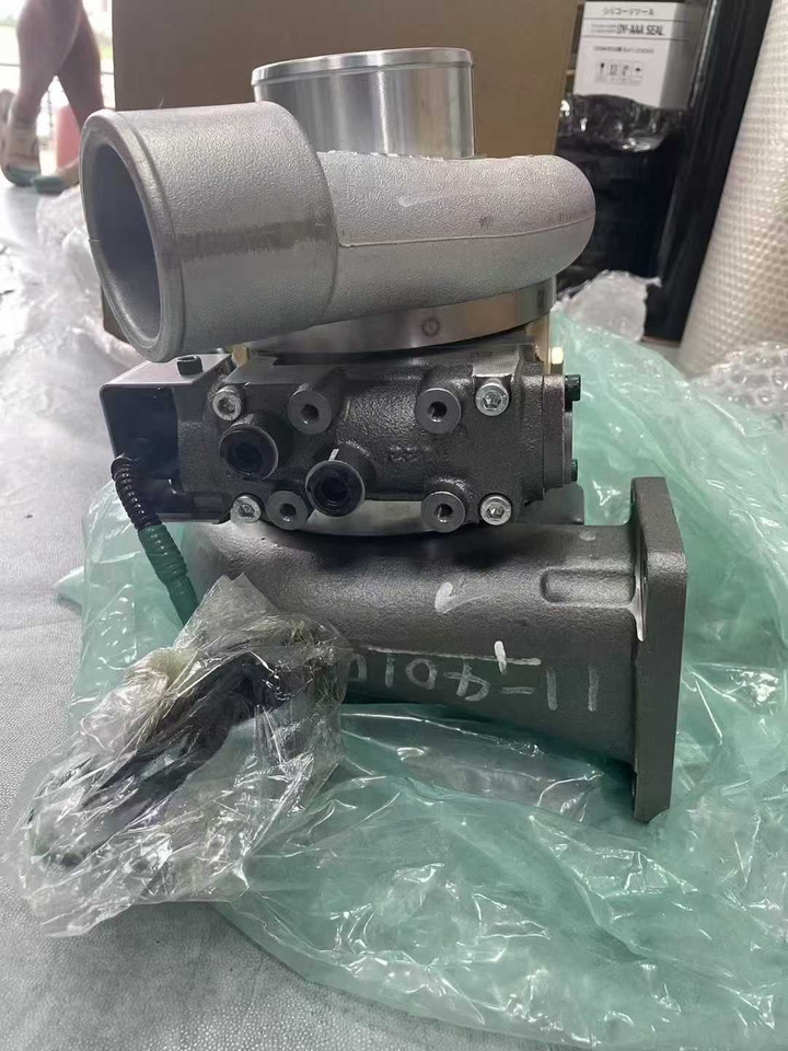 Turbocharger 6507-12-5010 - Turbodmychadlo pro Rýpadlo: obrázek 4 Turbocharger 6507-12-5010 - Turbodmychadlo pro Rýpadlo: obrázek 4
