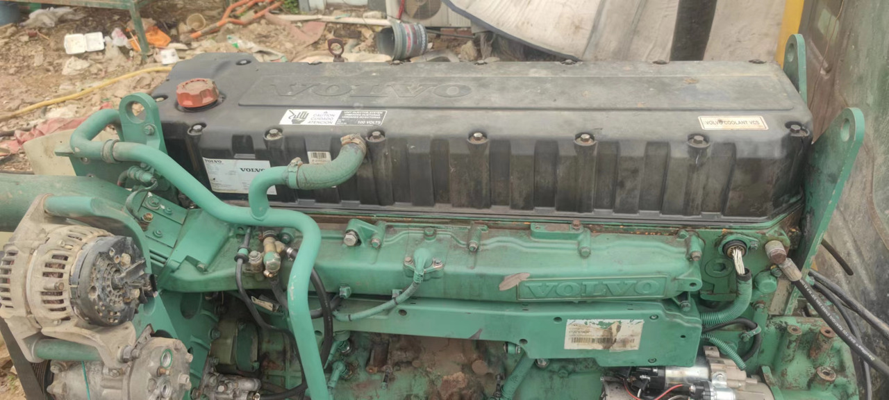 VOLVO D12D - Motor pro Rýpadlo: obrázek 4 VOLVO D12D - Motor pro Rýpadlo: obrázek 4