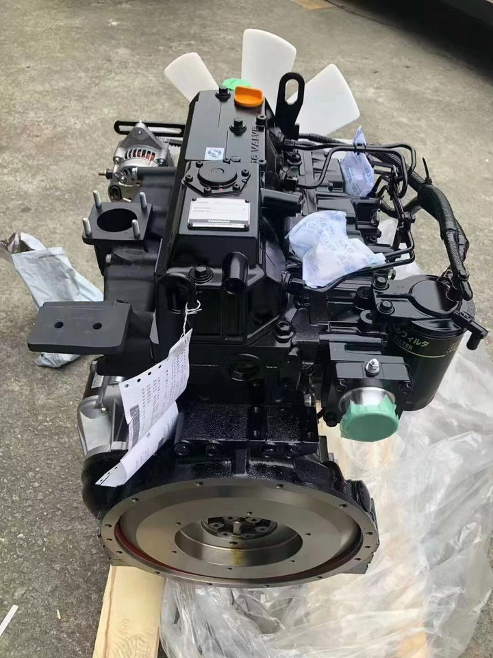 YANMAR 4TNV94L - Motor: obrázek 2 YANMAR 4TNV94L - Motor: obrázek 2