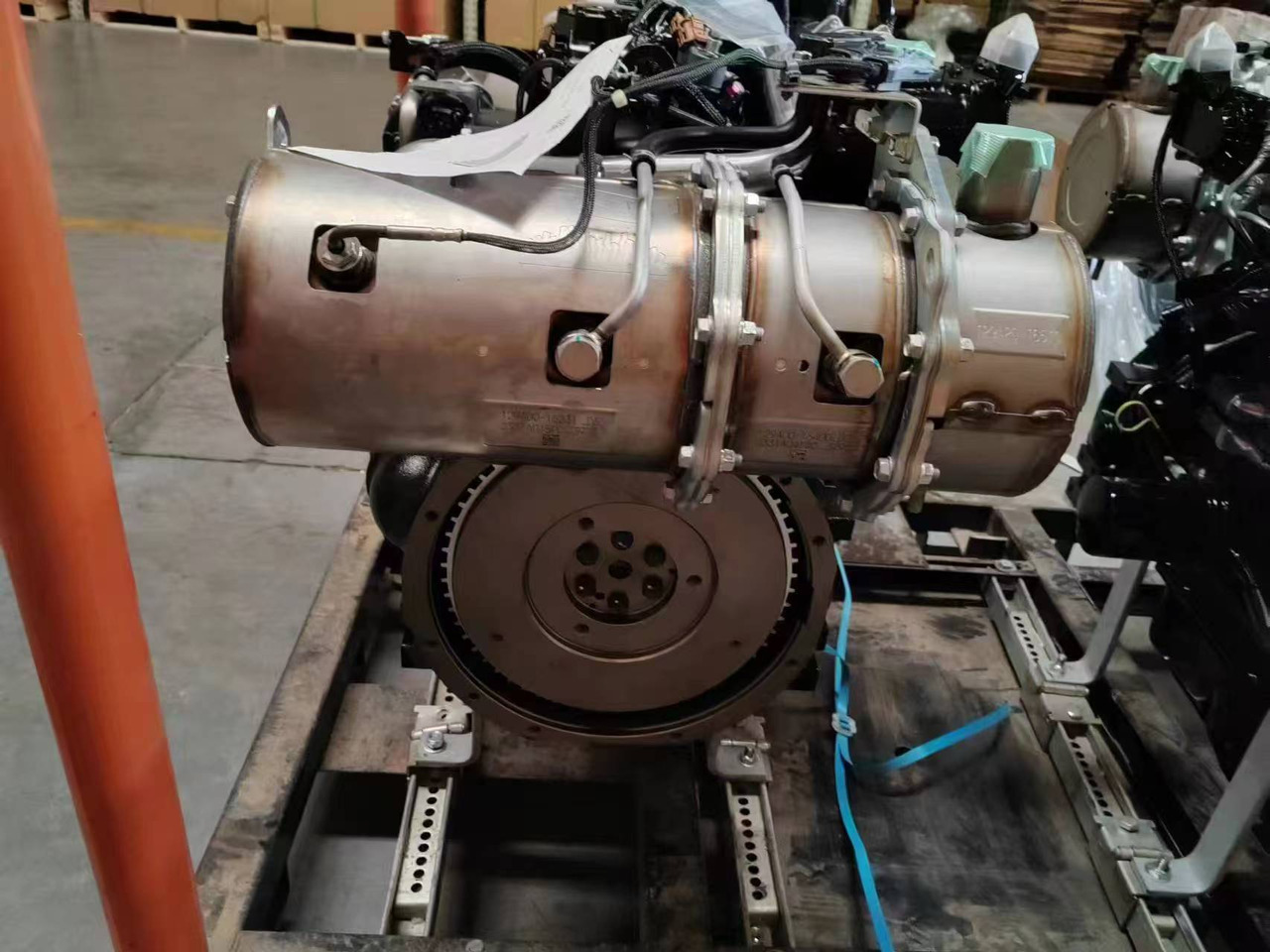 YANMAR 4TNV98C  with EPA - Motor pro Rýpadlo: obrázek 2 YANMAR 4TNV98C  with EPA - Motor pro Rýpadlo: obrázek 2