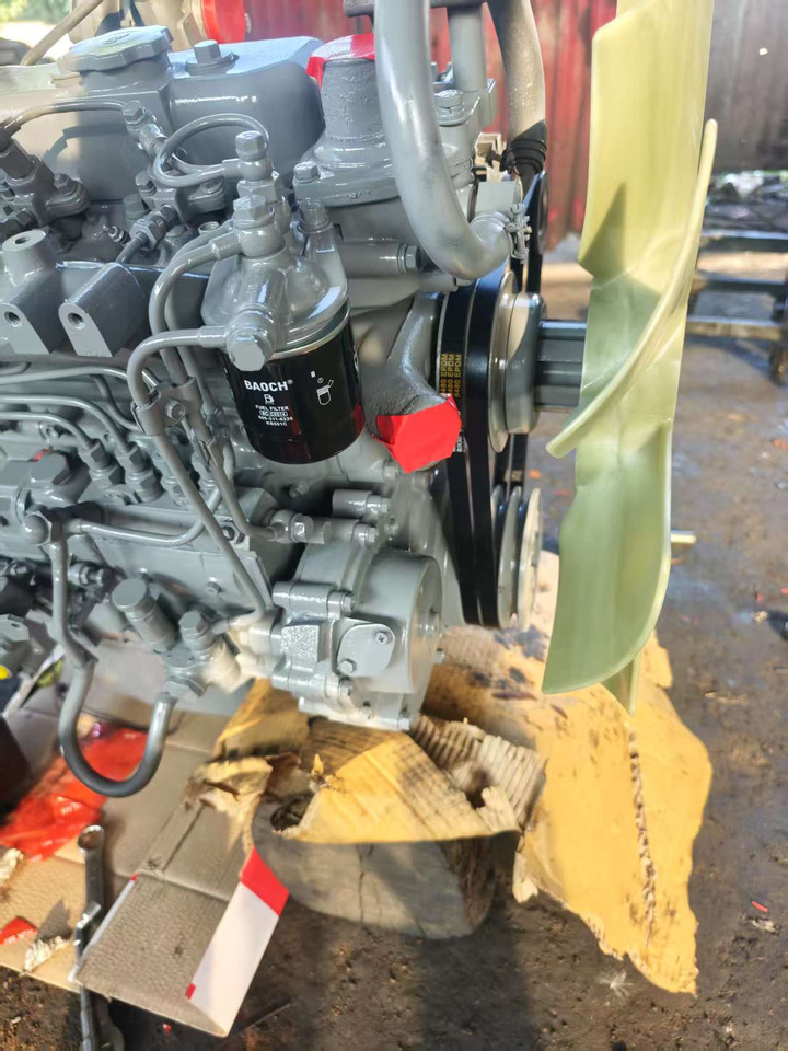 Isuzu 4BG1 - Motor pro Rýpadlo: obrázek 4 Isuzu 4BG1 - Motor pro Rýpadlo: obrázek 4