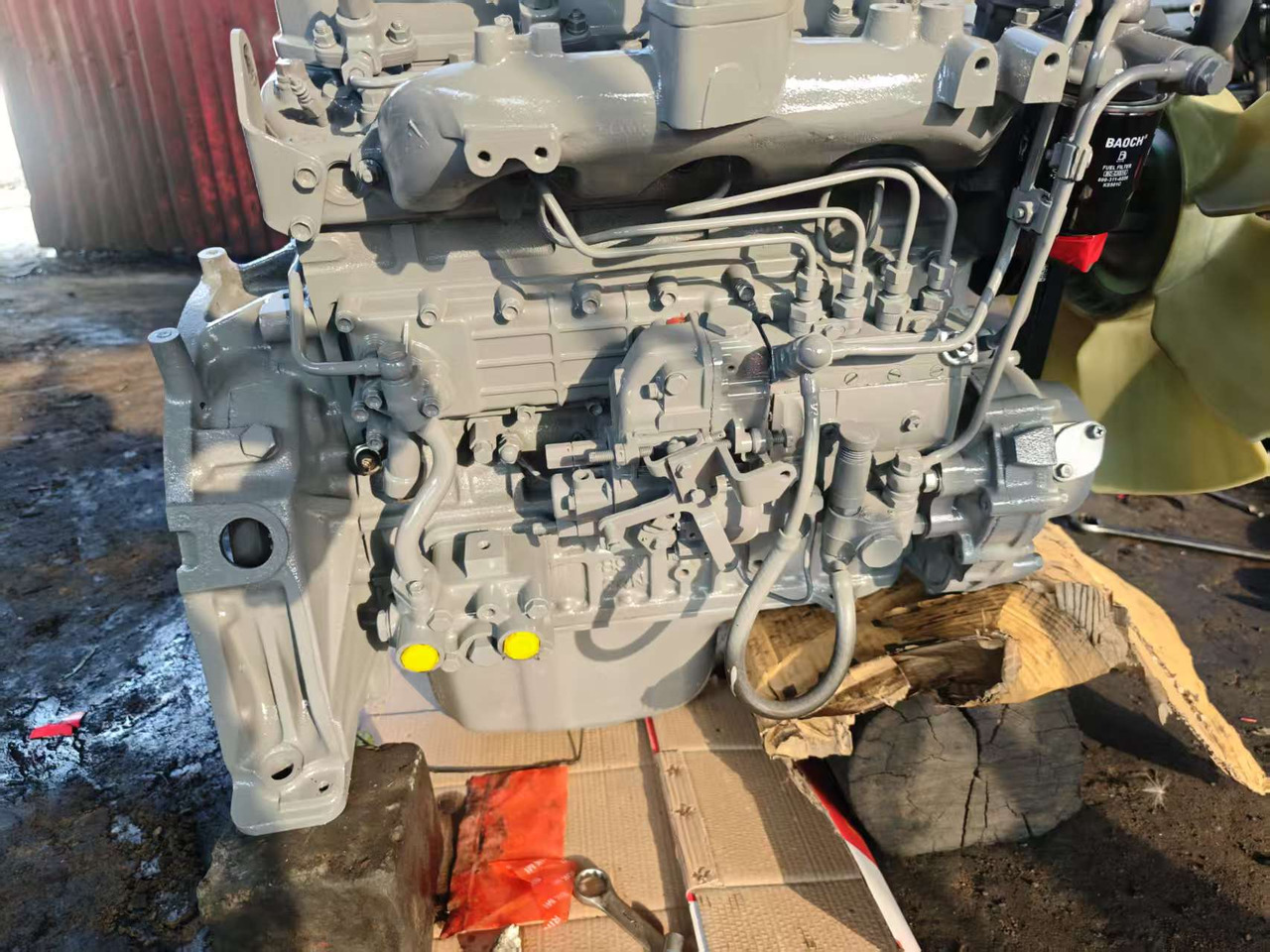 Isuzu 4BG1 - Motor pro Rýpadlo: obrázek 3 Isuzu 4BG1 - Motor pro Rýpadlo: obrázek 3