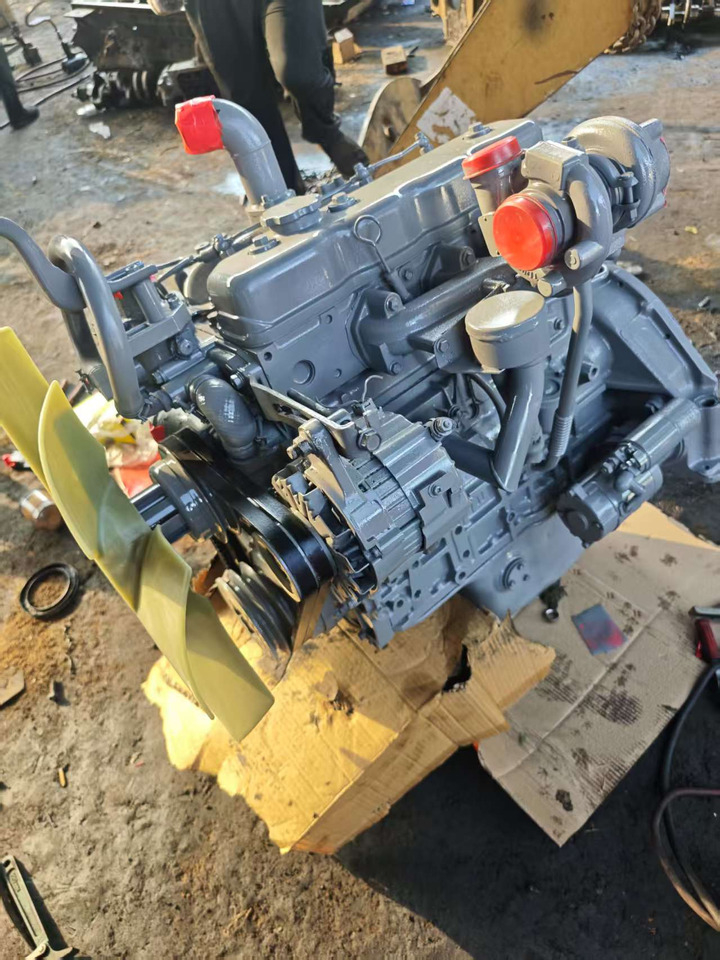 Isuzu 4BG1 - Motor pro Rýpadlo: obrázek 2 Isuzu 4BG1 - Motor pro Rýpadlo: obrázek 2