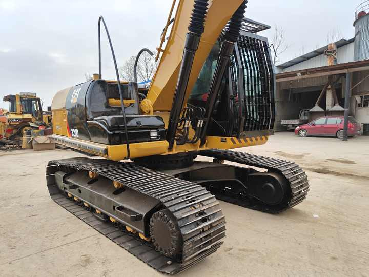 95% New Well Maintained Low Working Hours Used Excavator CAT320D CAT320d Used Excavator for Sale at the Lowest Price - Pásové rýpadlo: obrázek 3 95% New Well Maintained Low Working Hours Used Excavator CAT320D CAT320d Used Excavator for Sale at the Lowest Price - Pásové rýpadlo: obrázek 3