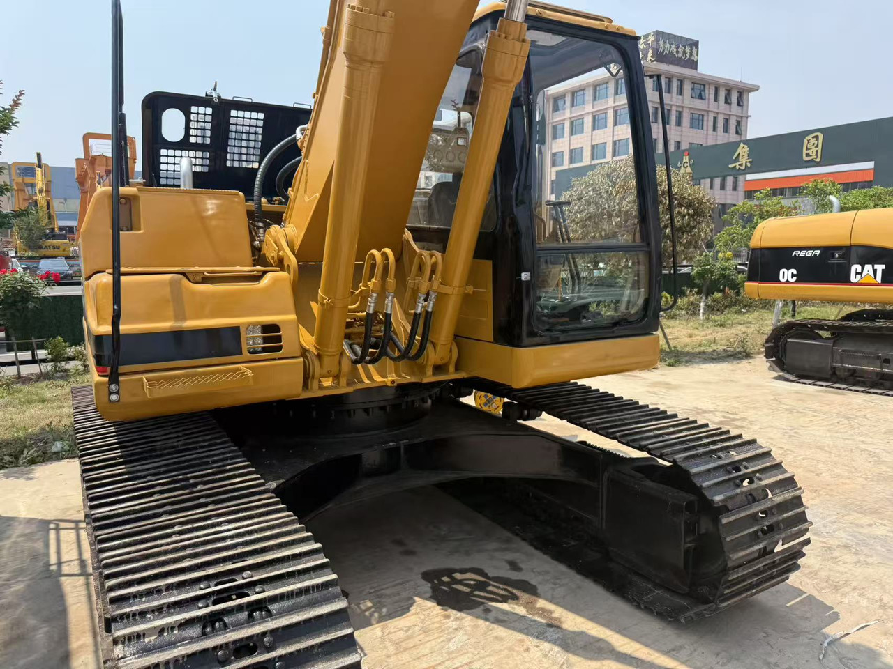 CATERPILLAR CRAWLER EXCAVATOR CAT 320B in Low Price for Hot Sale - Pásové rýpadlo: obrázek 3 CATERPILLAR CRAWLER EXCAVATOR CAT 320B in Low Price for Hot Sale - Pásové rýpadlo: obrázek 3