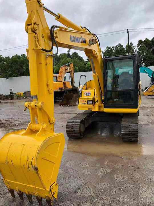 Cheap Used Komatsu PC70-8 Crawler Excavator with High Efficiency Used Heavy Machinery Komatsu PC70-8 Digger Cheap for Sale - Pásové rýpadlo: obrázek 3 Cheap Used Komatsu PC70-8 Crawler Excavator with High Efficiency Used Heavy Machinery Komatsu PC70-8 Digger Cheap for Sale - Pásové rýpadlo: obrázek 3