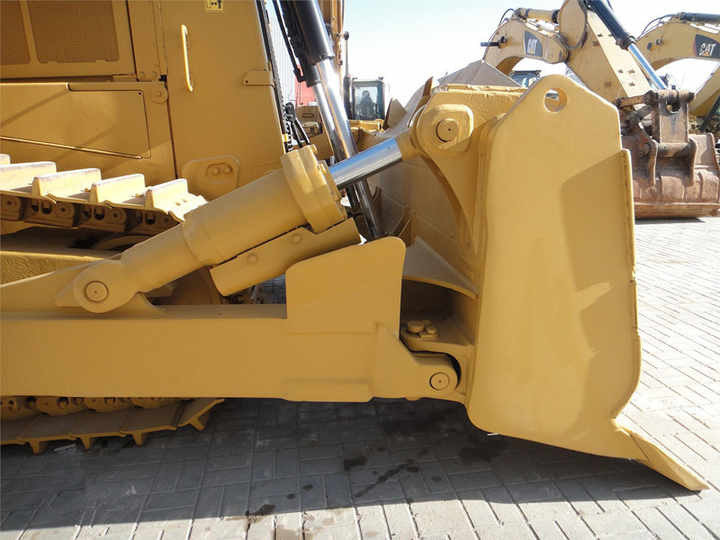Good Condition D8r Mini Bulldozer New Crawler Bulldozer with Parts Price Bulldozers - Buldozer: obrázek 4 Good Condition D8r Mini Bulldozer New Crawler Bulldozer with Parts Price Bulldozers - Buldozer: obrázek 4