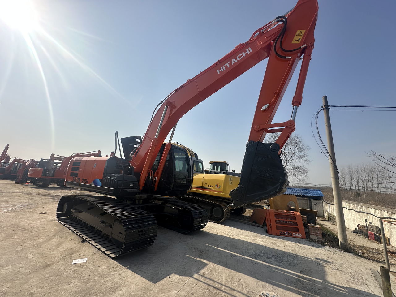 HITACHI Used Excavator ZX210-5G High Quality - Pásové rýpadlo: obrázek 4 HITACHI Used Excavator ZX210-5G High Quality - Pásové rýpadlo: obrázek 4