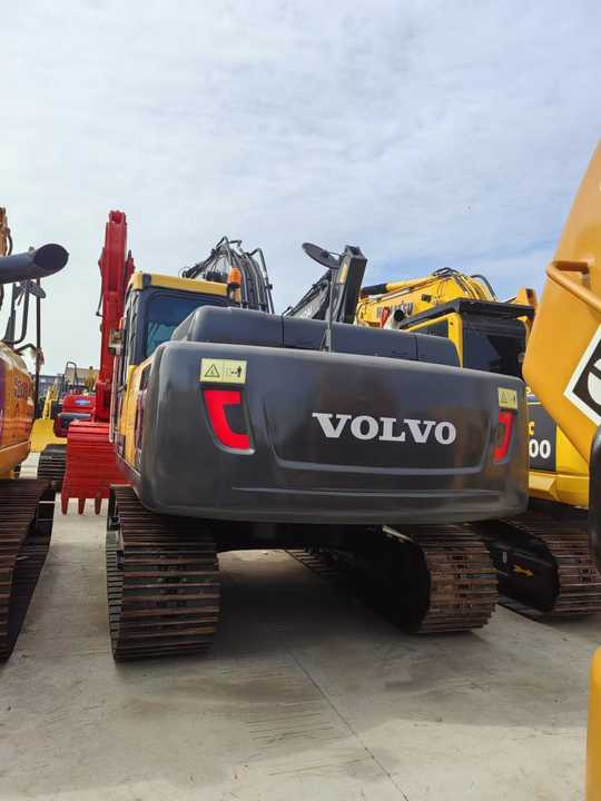Hot Selling volvo Brand Ec210 20tons Excavator in Stock Used Korea Brand volvo Ec210 240 290 Excavator for Sale - Rýpadlo: obrázek 5 Hot Selling volvo Brand Ec210 20tons Excavator in Stock Used Korea Brand volvo Ec210 240 290 Excavator for Sale - Rýpadlo: obrázek 5