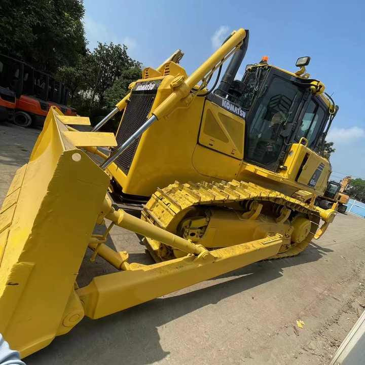 Komatsu D65EX High Efficiency Bulldozer komatsu Engine 180HP Crawler Bulldozer China - Buldozer: obrázek 4 Komatsu D65EX High Efficiency Bulldozer komatsu Engine 180HP Crawler Bulldozer China - Buldozer: obrázek 4