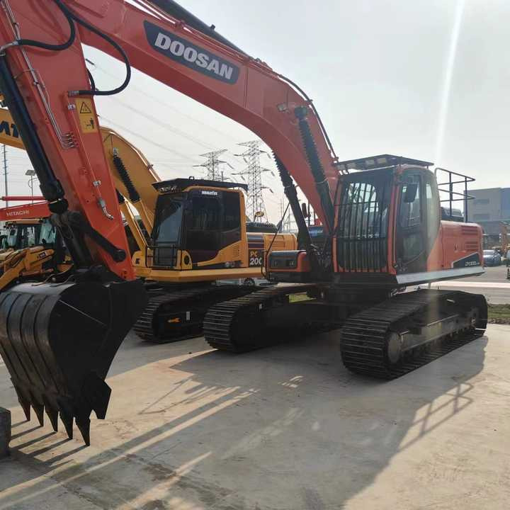 Korea Made Doosan Digger Dx300lc Doosan Used Machinery Excavator , Doosan Dx220 Dx300 Dx200 - Rýpadlo: obrázek 2 Korea Made Doosan Digger Dx300lc Doosan Used Machinery Excavator , Doosan Dx220 Dx300 Dx200 - Rýpadlo: obrázek 2