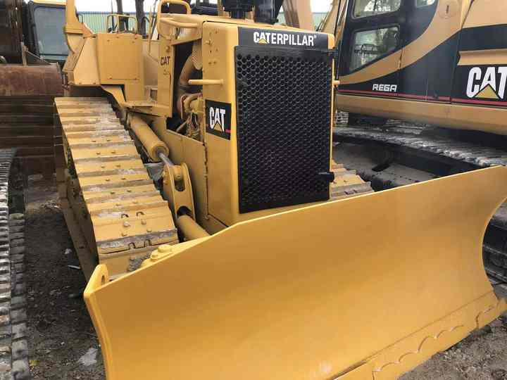 Nice Condition D4h Cat Bulldozer CAT Used Dozer for Sale - Buldozer: obrázek 2 Nice Condition D4h Cat Bulldozer CAT Used Dozer for Sale - Buldozer: obrázek 2