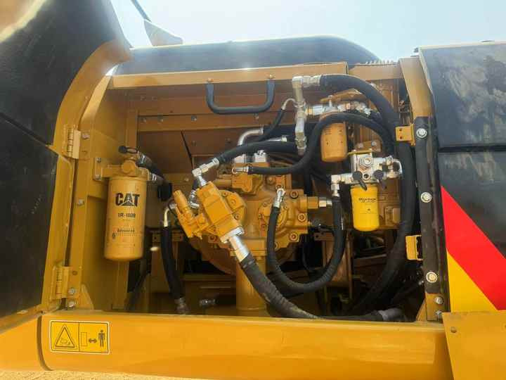 Second - Hand CAT 336D Excavator: Unleash Power and Precision on a Budget. High - Performance, Low - Cost Solution for Your Jobs - Rýpadlo: obrázek 4 Second - Hand CAT 336D Excavator: Unleash Power and Precision on a Budget. High - Performance, Low - Cost Solution for Your Jobs - Rýpadlo: obrázek 4
