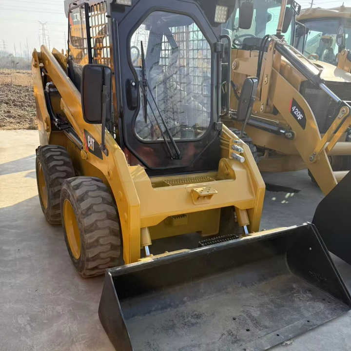 Smykový nakladač Second Hand Cheap Caterpillar CAT246D with Perfect Function  Mini Skid Steers Used Cat246c 246D Backhoe Loader on Sale: obrázek 1