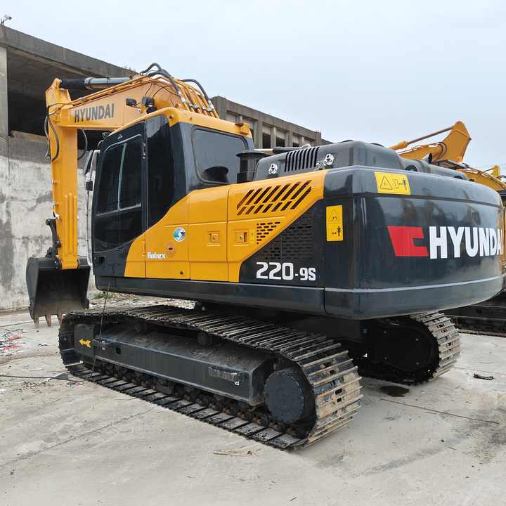 South Korea Low Price Hyundai 220lc-9s Excavator Hyundai 22ton Excavator Hot Sale - Pásové rýpadlo: obrázek 1 South Korea Low Price Hyundai 220lc-9s Excavator Hyundai 22ton Excavator Hot Sale - Pásové rýpadlo: obrázek 1