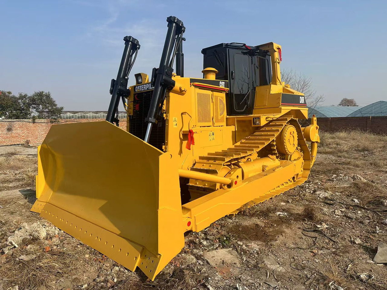 Good Condition Hotsale Used Bulldozer CAT D8R - Stavební technika: obrázek 1 Good Condition Hotsale Used Bulldozer CAT D8R - Stavební technika: obrázek 1