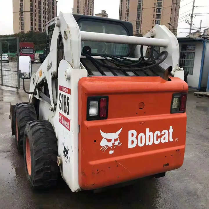 Used BobCat Bob Cat S185 Used Mini Skid Steer Wheel Loader Multifunctional Track Loaders Bobcat - Smykový nakladač: obrázek 1 Used BobCat Bob Cat S185 Used Mini Skid Steer Wheel Loader Multifunctional Track Loaders Bobcat - Smykový nakladač: obrázek 1