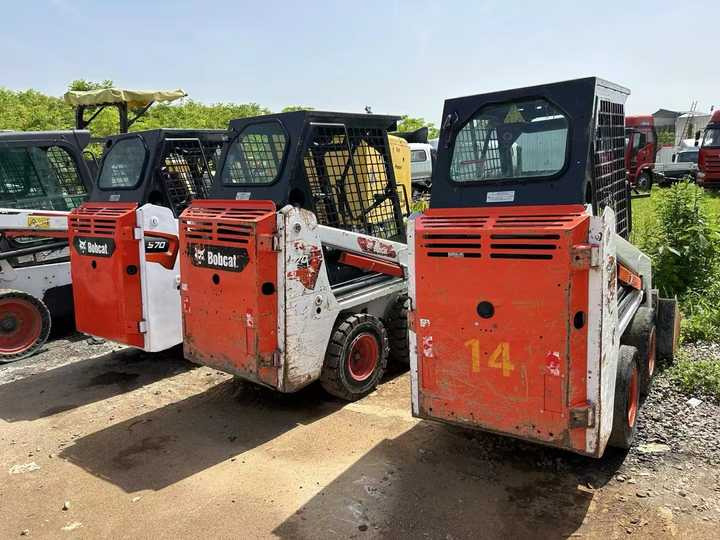 Used Bobcat S70 Skid Teer in Stock Good Condition bobcat S70 S160 185 300 330 Skid Steer for Sale - Smykový nakladač: obrázek 4 Used Bobcat S70 Skid Teer in Stock Good Condition bobcat S70 S160 185 300 330 Skid Steer for Sale - Smykový nakladač: obrázek 4