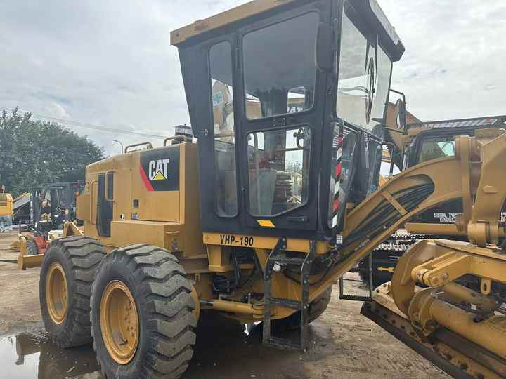 Used CAT 140K Land Road Motor Graer CAT140k Used Grader Cheap Price for Sale - Grejdr: obrázek 5 Used CAT 140K Land Road Motor Graer CAT140k Used Grader Cheap Price for Sale - Grejdr: obrázek 5