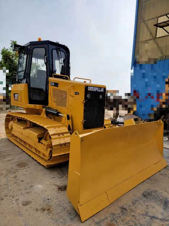 Used Caterpillar Bulldozer Used CatD5K Bulldozer Very Good Condition for Sale - Buldozer: obrázek 3 Used Caterpillar Bulldozer Used CatD5K Bulldozer Very Good Condition for Sale - Buldozer: obrázek 3