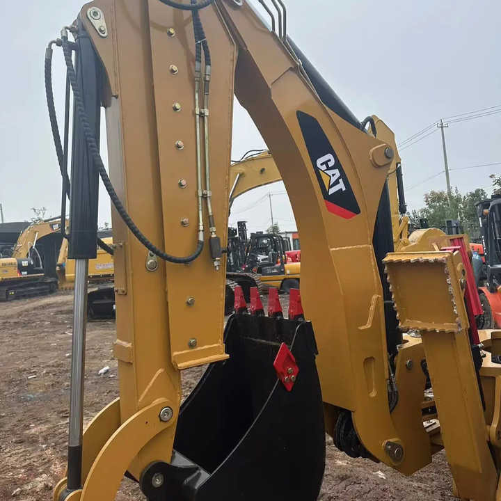 Used Caterpillar CAT 450F Retro Excavator CAT420F Cheap Price for Sale - Rýpadlo: obrázek 4 Used Caterpillar CAT 450F Retro Excavator CAT420F Cheap Price for Sale - Rýpadlo: obrázek 4